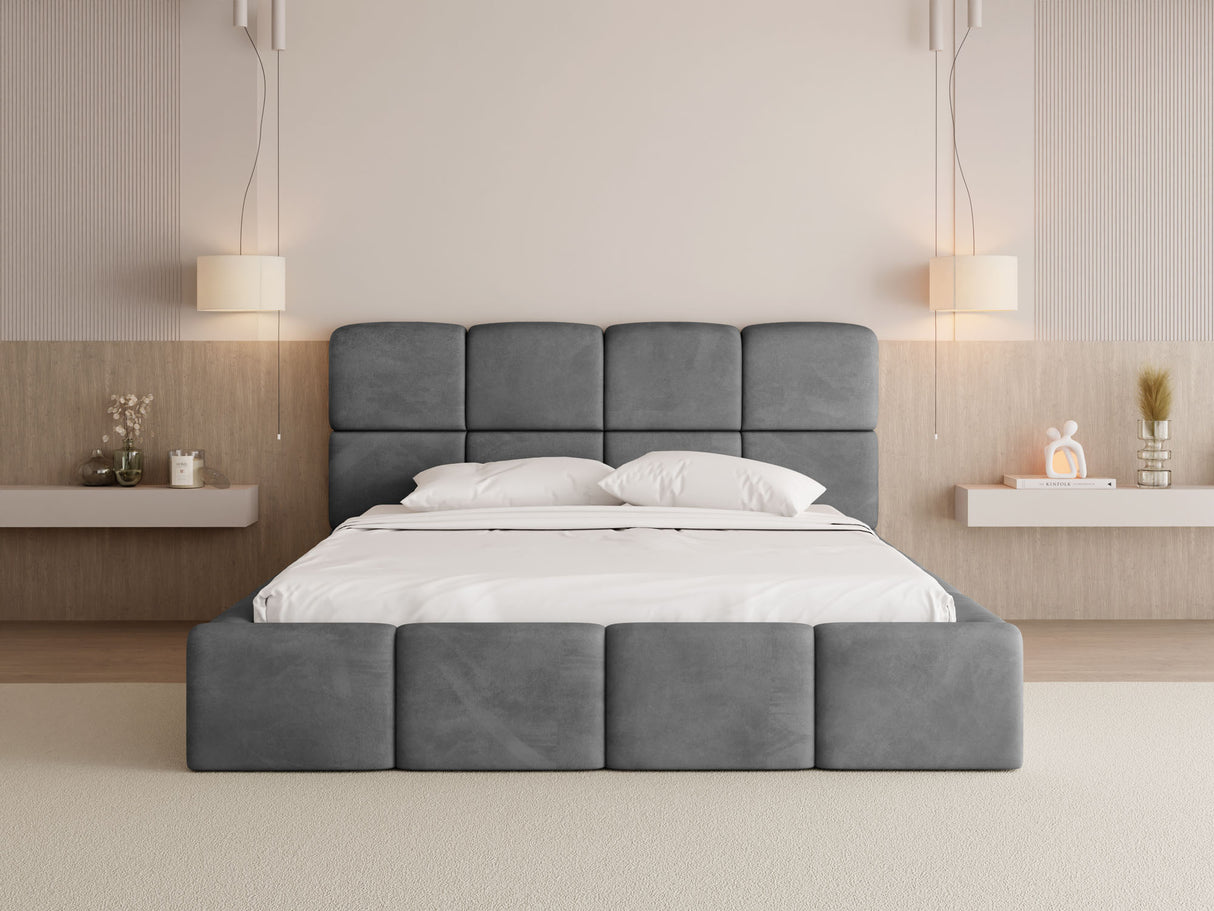 da8d3fb896518ca0c57c13c48beb9a637427ec64_Royal_Velvet_87_213_a