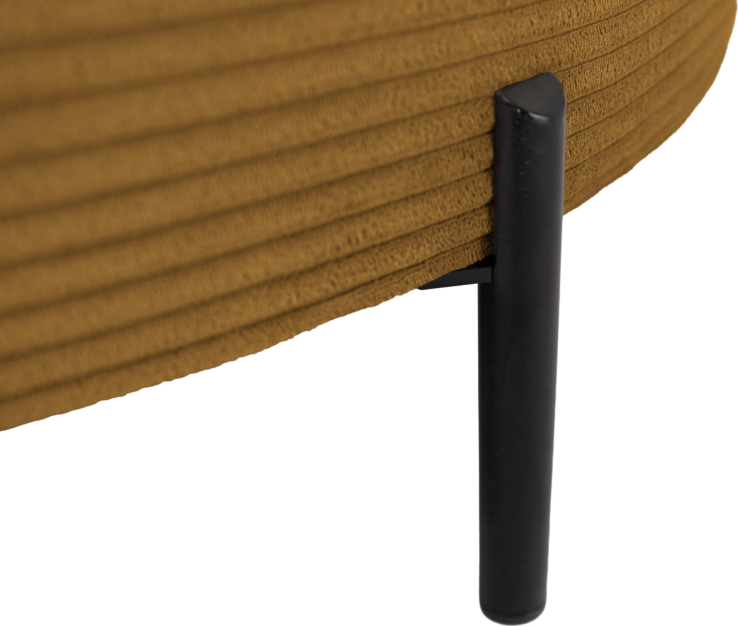 8412a9f9488f5083327f3e93fafbe2f259fdf8b4_lewa_0059_Parma_studio_hills_poso_01_musztardowy._4_