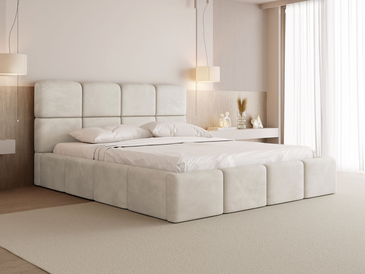 bd978bb4eeb496ced8eb6e24c00307cc5dda0d77_Royal_Velvet_87_172